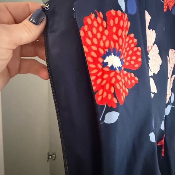 Kate Spade Navy A-Line Dress w/ Red Floral Design Size 10 - Picture 3 of 8